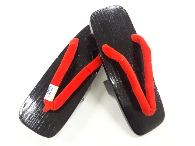 JAPANESE PAULOWNIA GETA (22.5 cm)